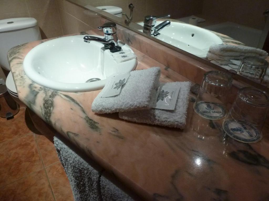 Hotel Brasa Elvas Room photo